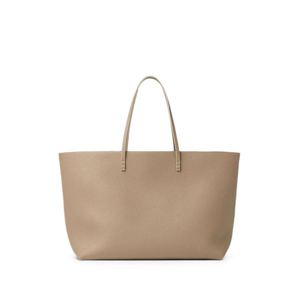 Fendi Women Roll Medium Shopper In Cuoio Romano Nero